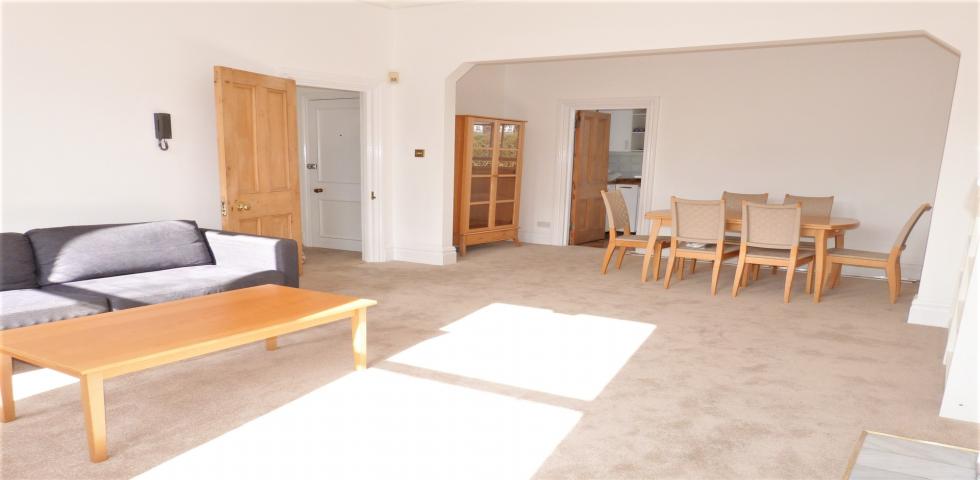 			NEW INSTRUCTION, 3 Bedroom, 1 bath, 1 reception Flat			 Walm Lane, KILBURN/BRONDESBURY