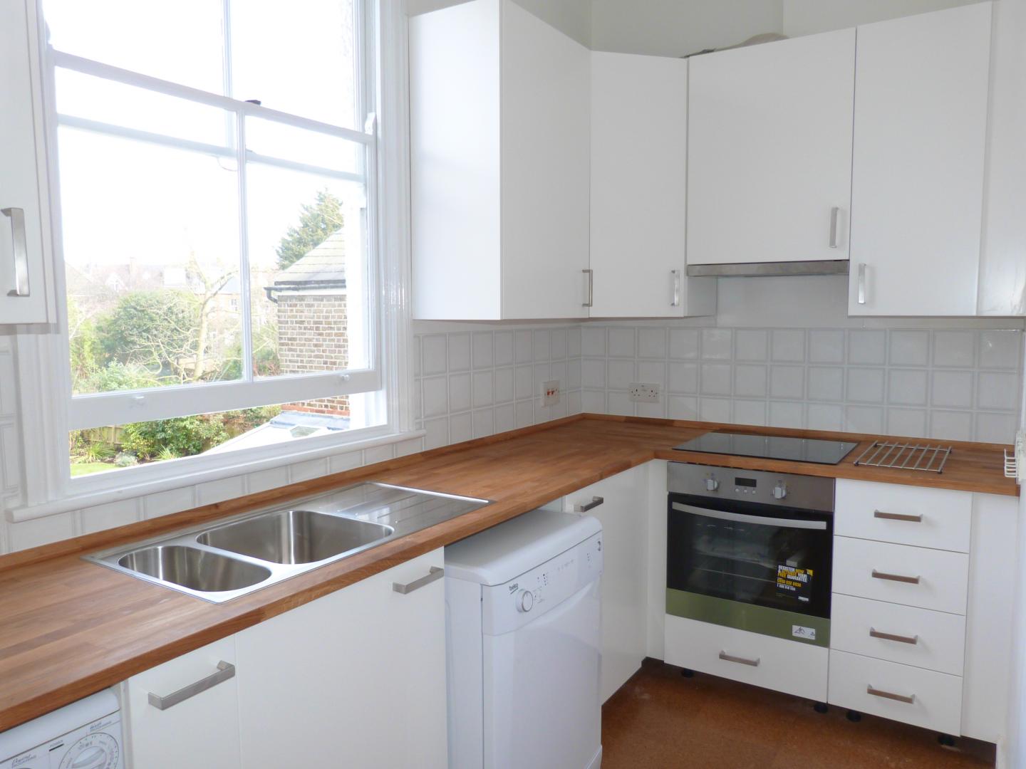 			3 Bedroom, 1 bath, 1 reception Flat			 Walm Lane, KILBURN/BRONDESBURY