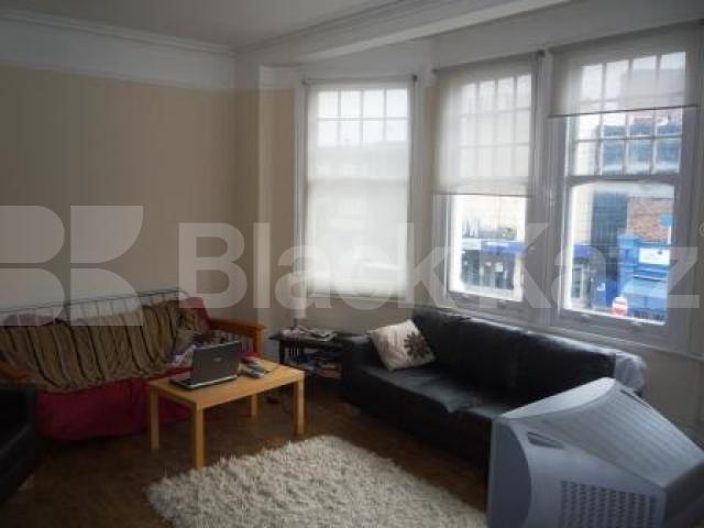 			2 Bedroom, 1 bath, 1 reception Flat			 Fortis Green Road, MUSWELL HILL