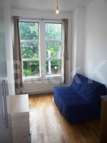 			LET!, Studio Apartment, 1 bath, 1 reception Studio			 Muswell Hill, MUSWELL HILL
