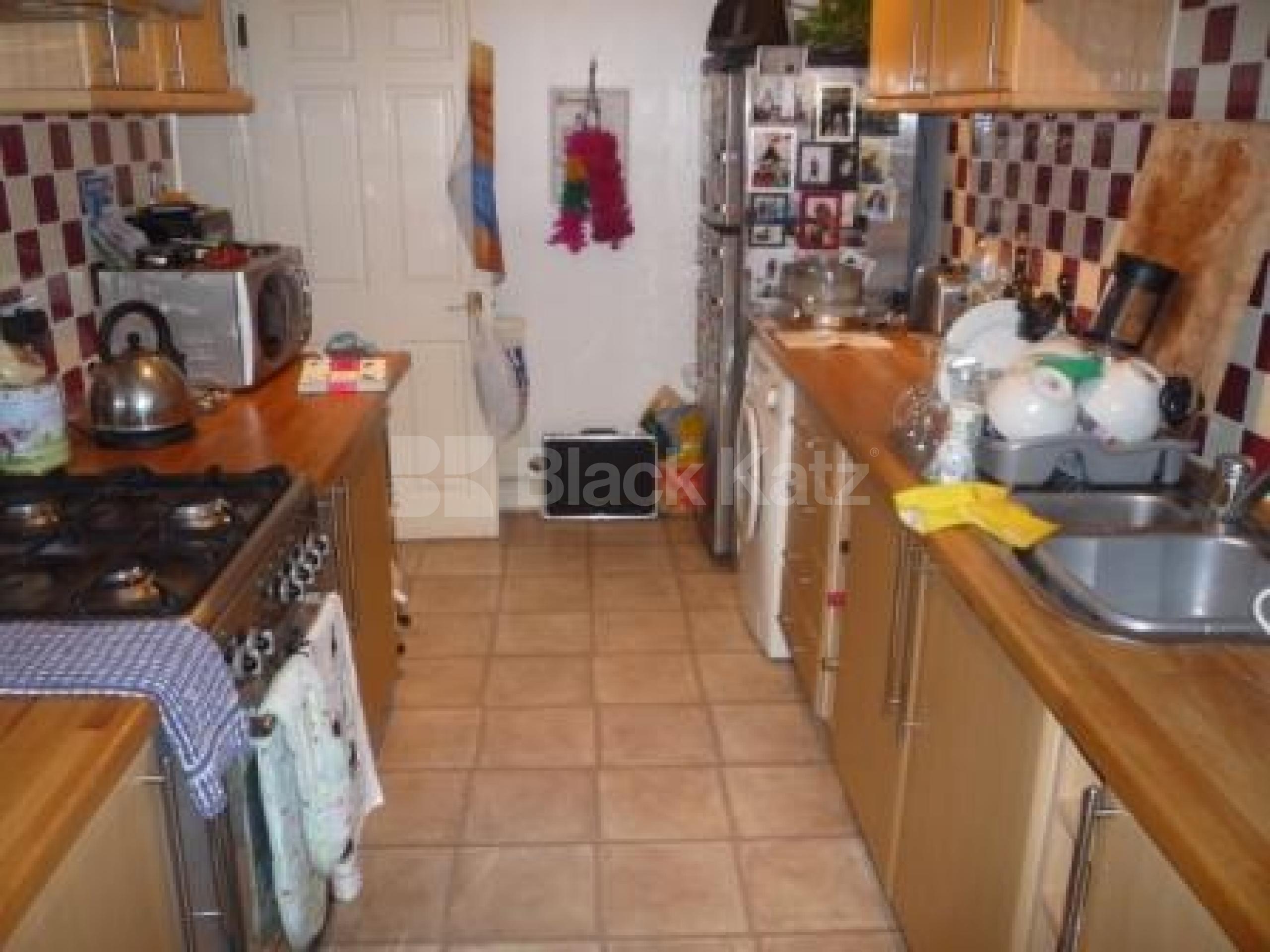 			1 Bedroom, 1 bath, 1 reception Ground Floor Flat			 Coolhurst Road, CROUCH END N8