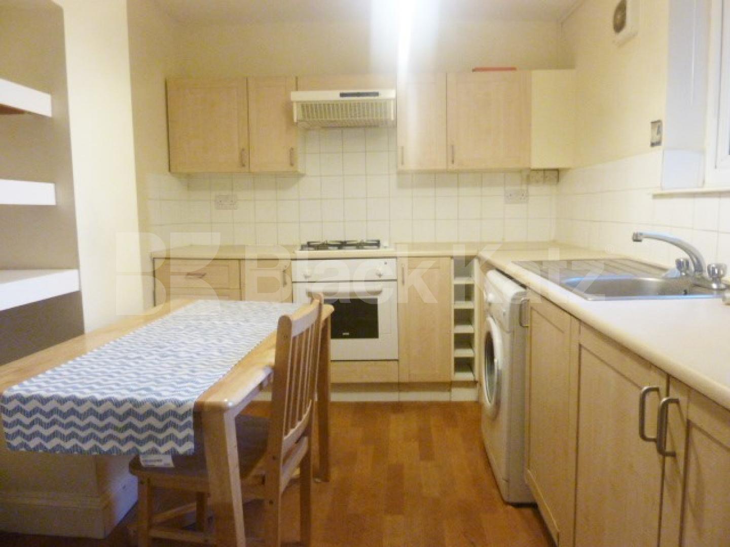 			NEW INSTRUCTION!, 3 Bedroom, 1 bath, 1 reception Flat			 Newington Green Road, NEWINGTON GREEN/CANONBURY