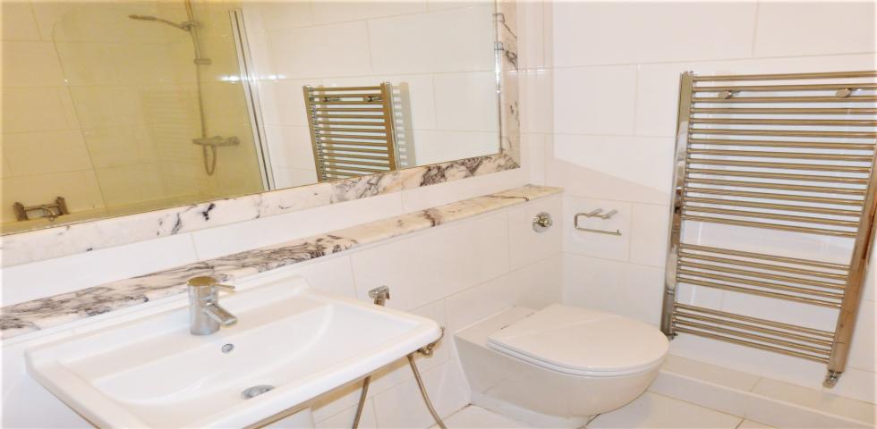 			3 Bedroom, 1 bath, 1 reception Flat			 Fairfax Road, FINCHLEY ROAD