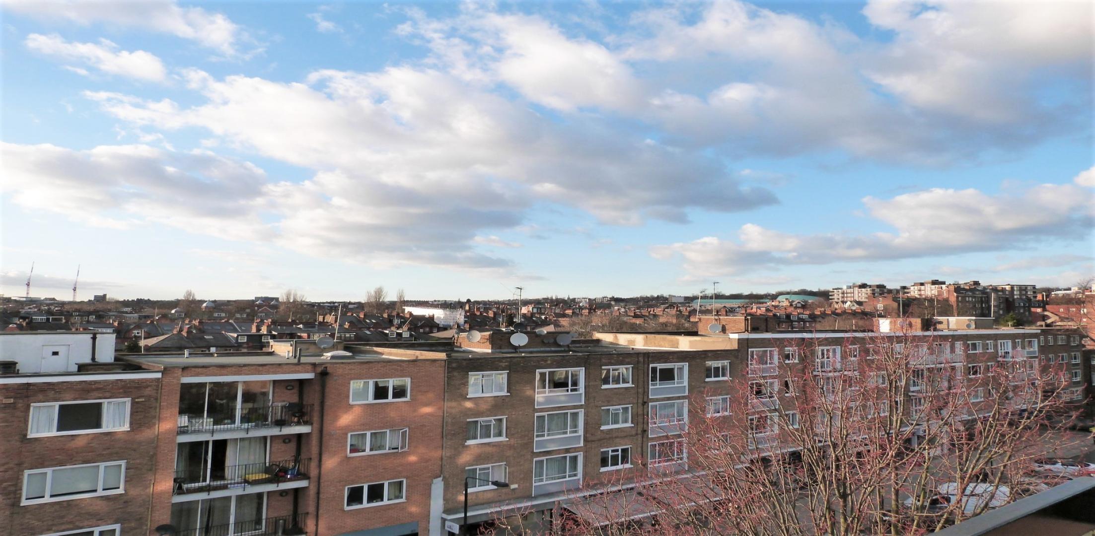 			3 Bedroom, 1 bath, 1 reception Flat			 Fairfax Road, FINCHLEY ROAD
