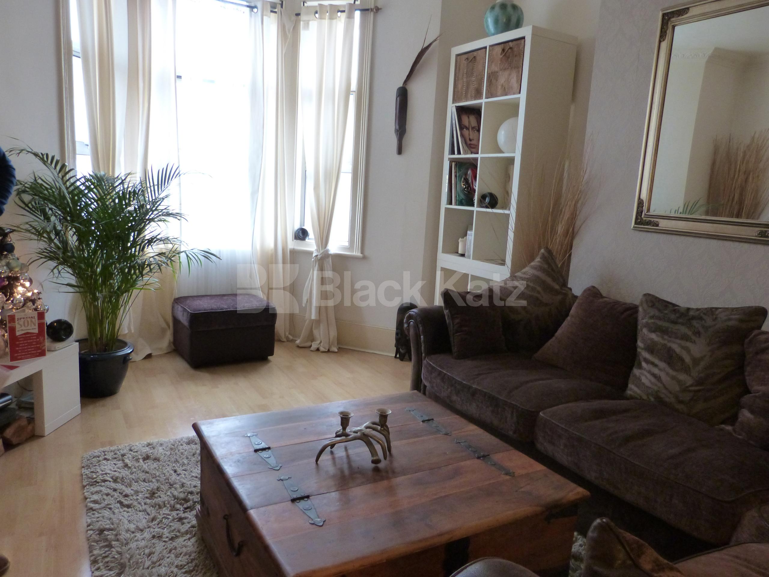 			Must see!, 1 Bedroom, 1 bath, 1 reception Flat			 Cecile Park, Crouch End N8