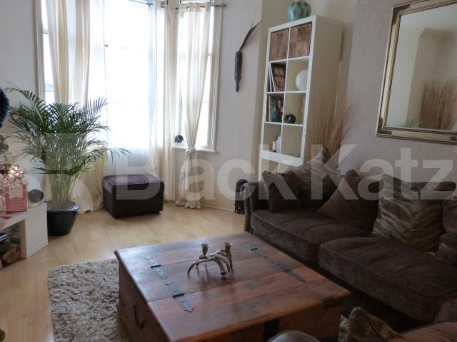 			Must see!, 1 Bedroom, 1 bath, 1 reception Flat			 Cecile Park, Crouch End