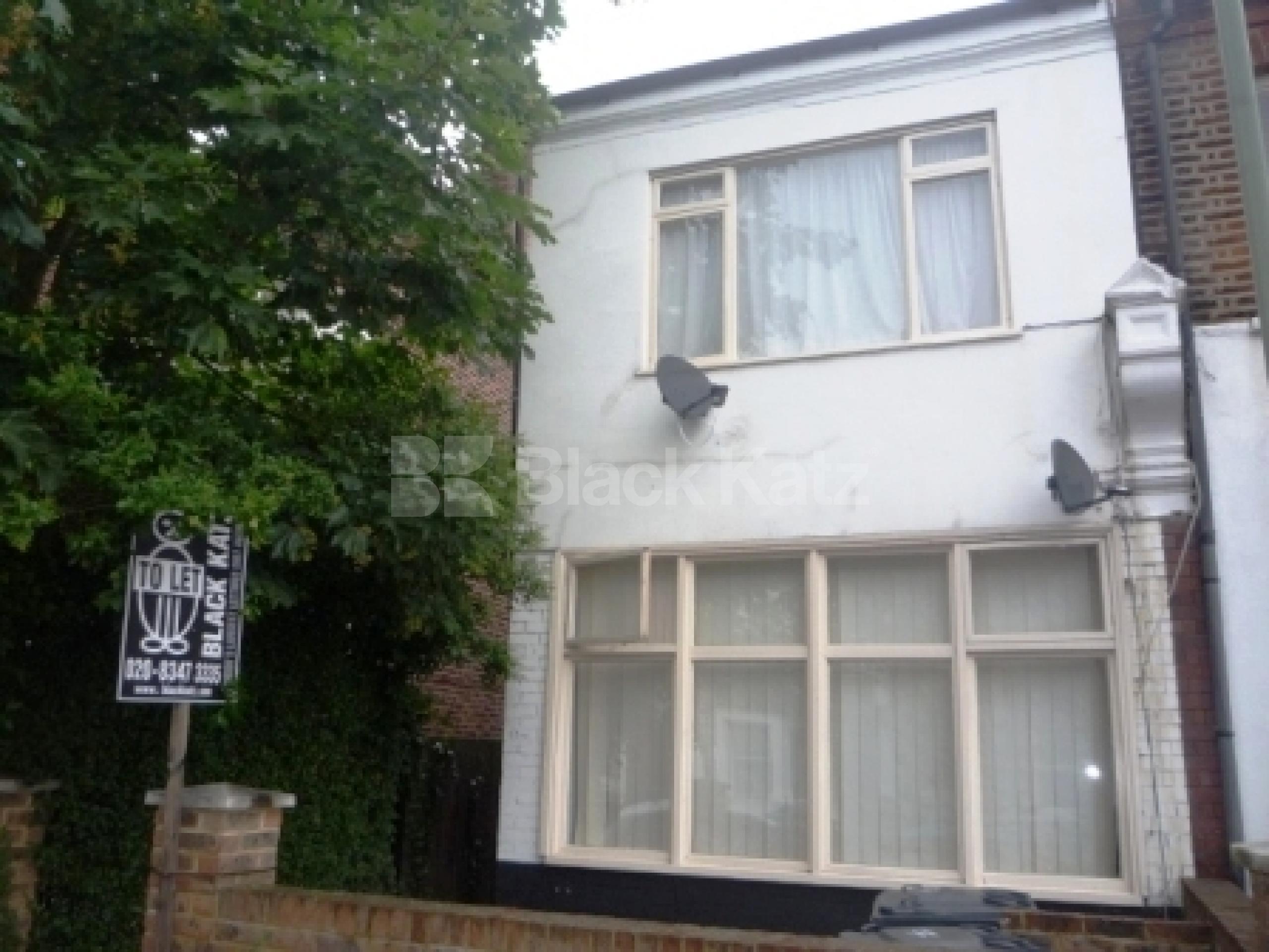 			LET!, 1 Bedroom, 1 bath, 1 reception Ground Floor Flat			 Wetherill Road, MUSWELL HILL N10