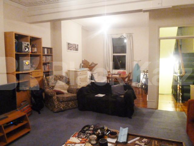 			NEW INSTRUCTION!!!, 3 Bedroom, 1 bath, 1 reception Flat			 Florence Road, FINSBURY PARK 