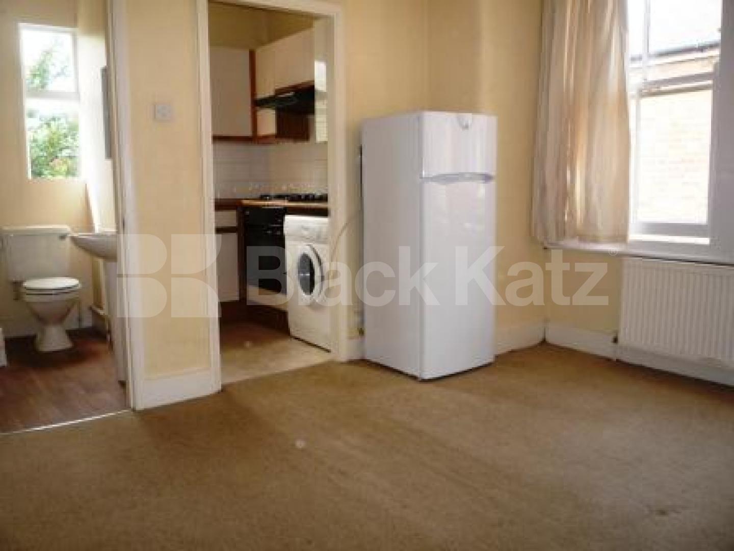 			Studio Apartment, 1 bath, 1 reception Studio			 Princes Avenue, ALEXANDRA PALACE