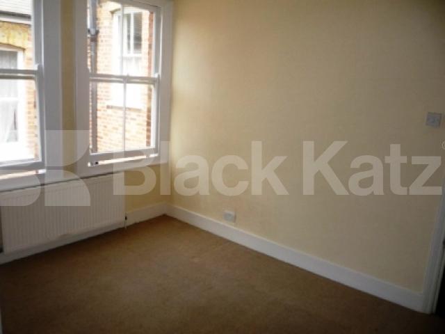 			Studio Apartment, 1 bath, 1 reception Studio			 Princes Avenue, ALEXANDRA PALACE