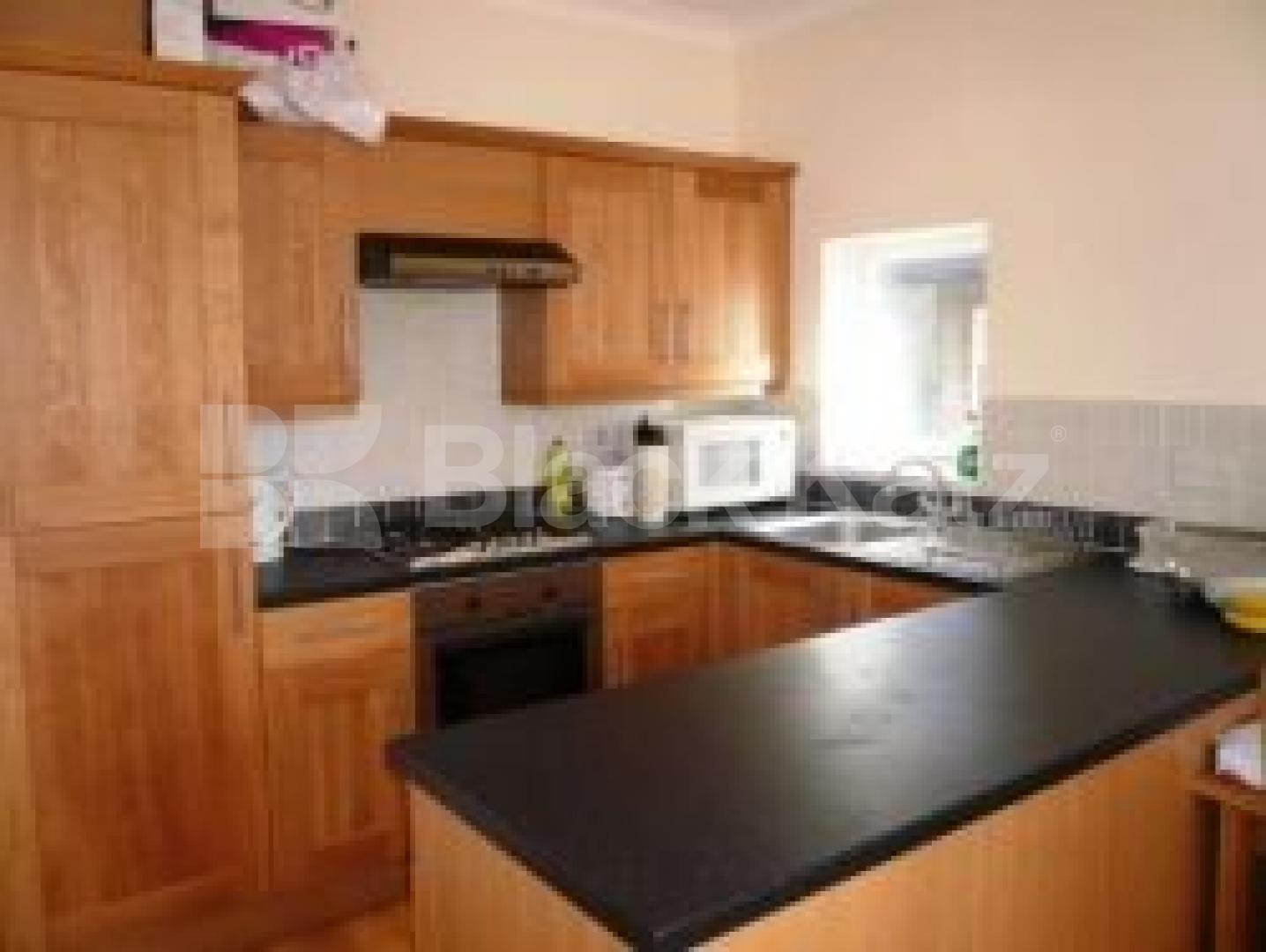			BRAND NEW REFURB!!!, 3 Bedroom, 1 bath, 1 reception Flat			 Park Crescent, FINCHLEY CENTRAL