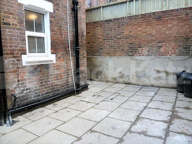 			GREAT 1 BEDROOM FLAT WITH PRIVATE PATIO GARDEN, 1 Bedroom, 1 bath, 1 reception Flat			 TEMPLE DWELLINGS-TEMPLE STREET, BETHNAL GREEN-HACKNEY-LONDON FIELDS