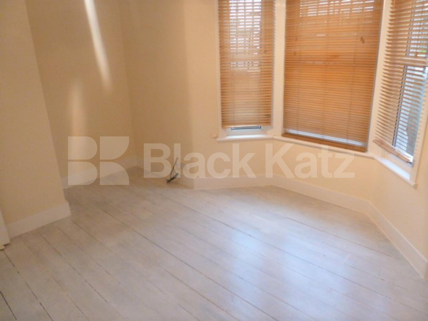 			GREAT 1 BEDROOM FLAT WITH PRIVATE PATIO GARDEN, 1 Bedroom, 1 bath, 1 reception Flat			 TEMPLE DWELLINGS-TEMPLE STREET, BETHNAL GREEN-HACKNEY-LONDON FIELDS