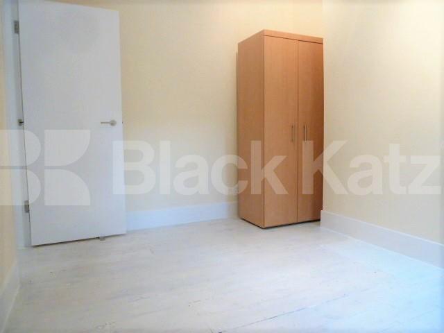 			GREAT 1 BEDROOM FLAT WITH PRIVATE PATIO GARDEN, 1 Bedroom, 1 bath, 1 reception Flat			 TEMPLE DWELLINGS-TEMPLE STREET, BETHNAL GREEN-HACKNEY-LONDON FIELDS