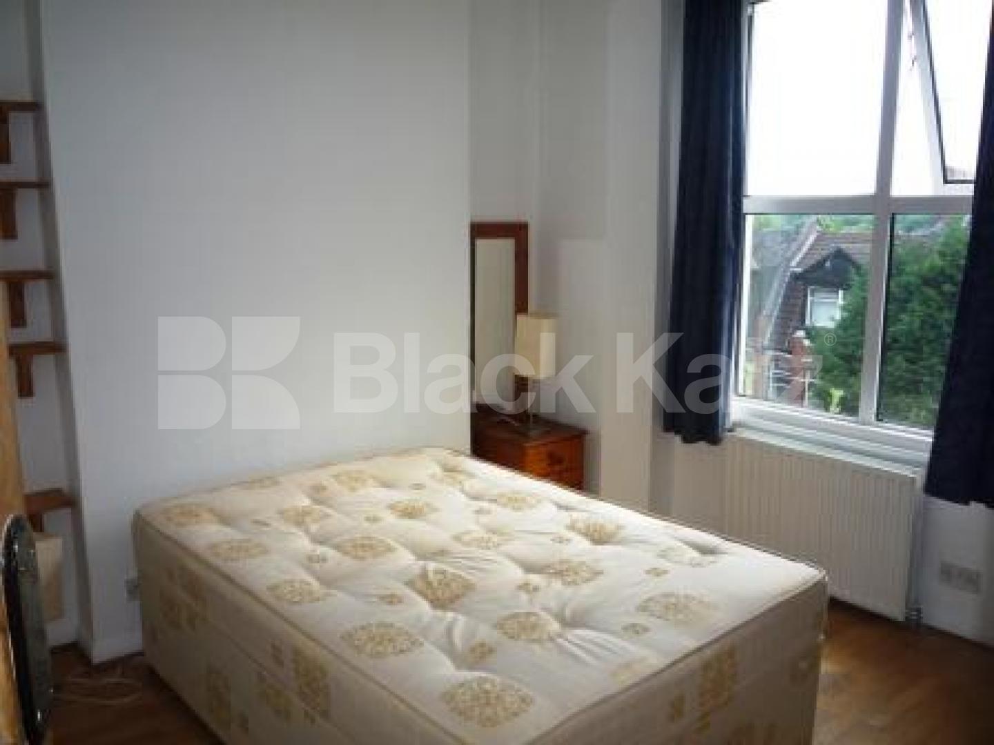 			1 Bedroom, 1 bath, 1 reception Flat			 Muswell Hill, MUSWELL HILL N10