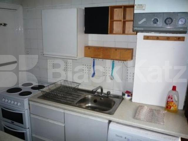 			LET!, 1 Bedroom, 1 bath, 1 reception Flat			 Berkeley Road, CROUCH END