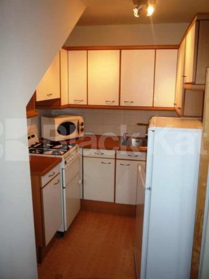 			1 Bedroom, 1 bath, 1 reception Flat			 Hornsey Lane Gardens, HIGHGATE