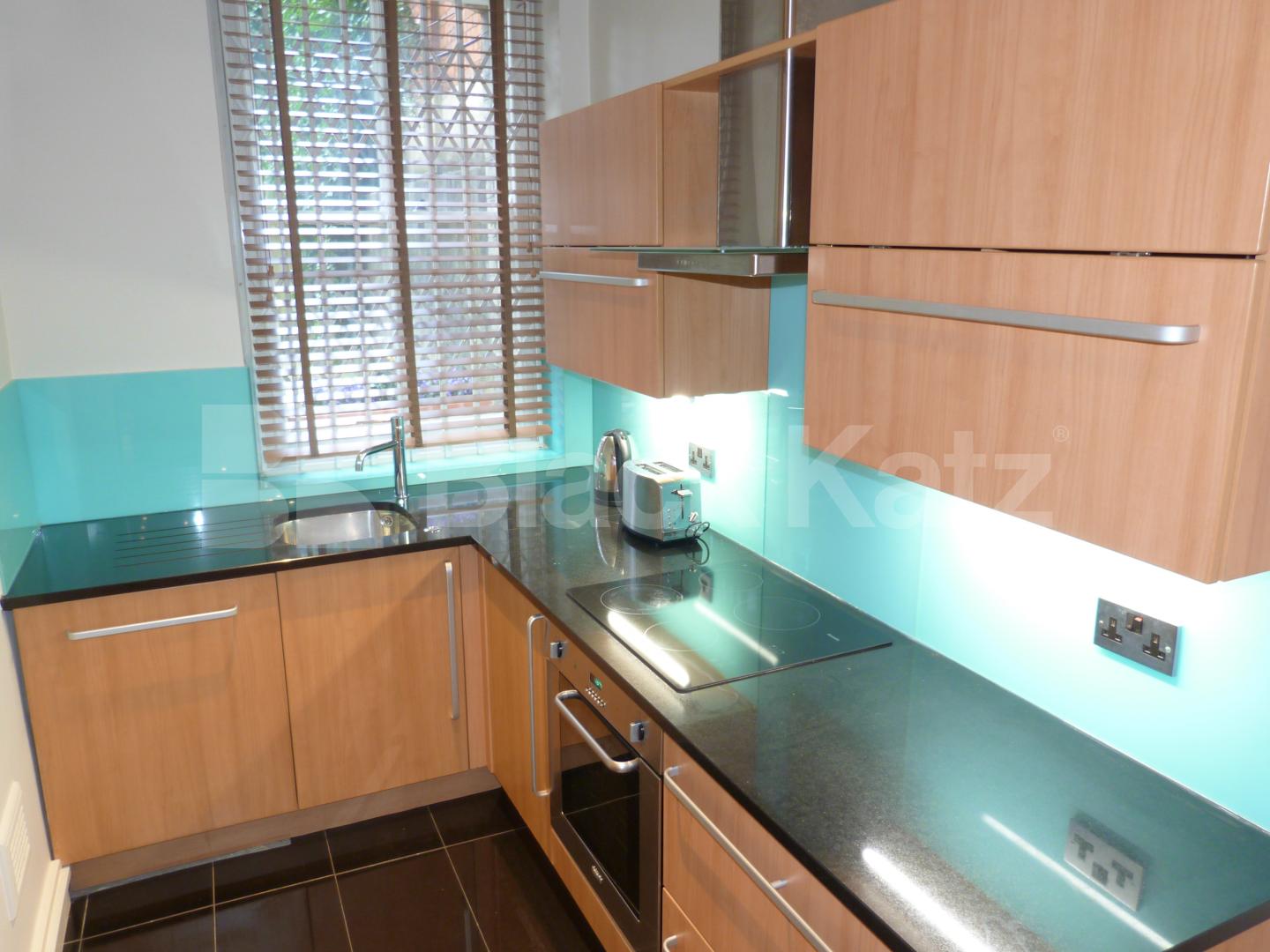 			2 Bedroom, 1 bath, 1 reception Apartment			 Heath drive, West Hampstead