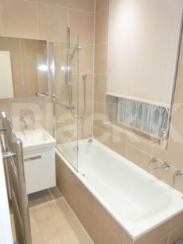 two double bedrooms, period features, high ceilings, wood floors & mins to Heath Heath Drive, Hampstead