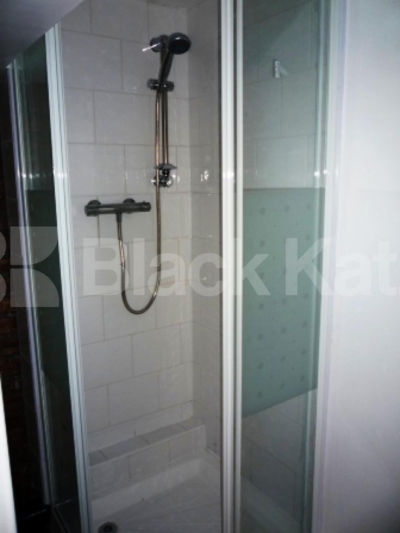 			LET!, 1 Bedroom, 1 bath, 1 reception Mews House			 Cinnamon Mews, Palmers Green