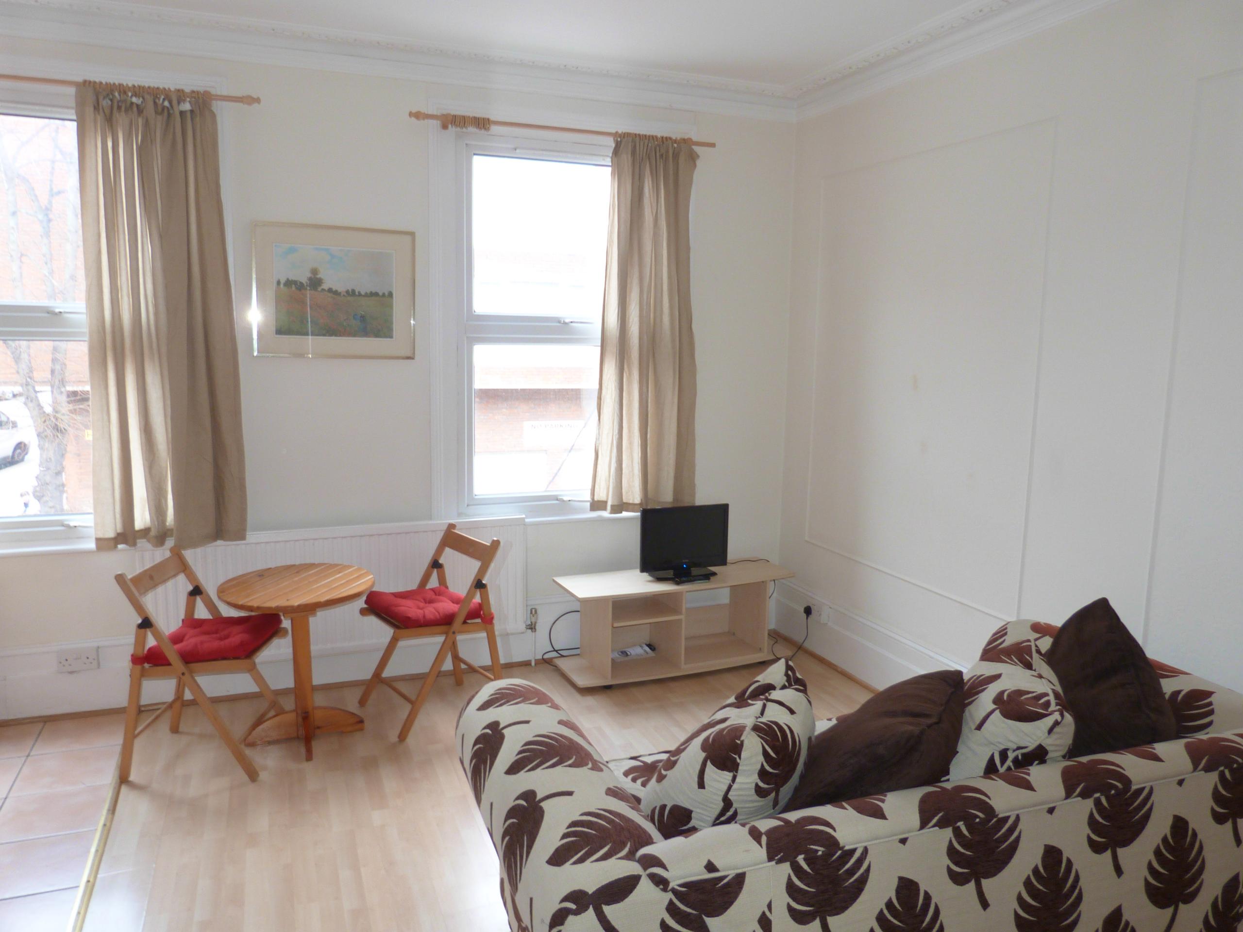 			1 Bedroom, 1 bath, 1 reception Flat			 Mill Lane, WEST HAMPSTEAD NW6