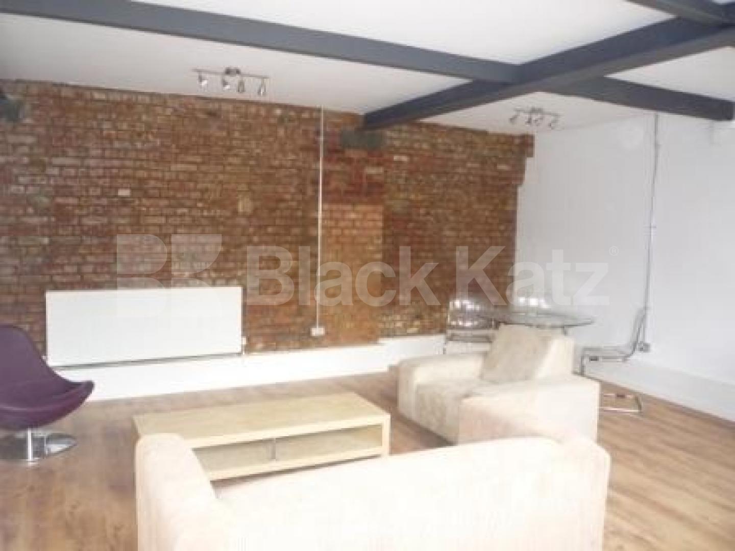 			Studio Apartment, 1 bath, 1 reception Mews House			 Cinnamon Mews, Palmers Green