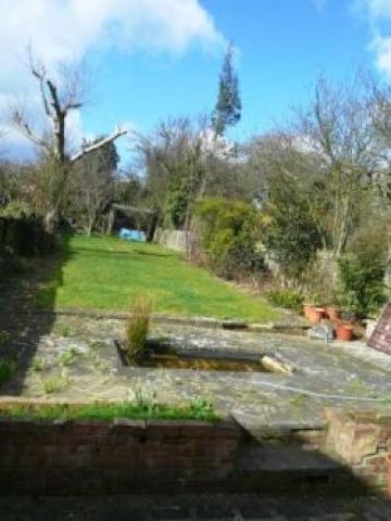 			2 Bedroom, 1 bath, 1 reception Flat			 Windermere Road, EAST FINCHLEY