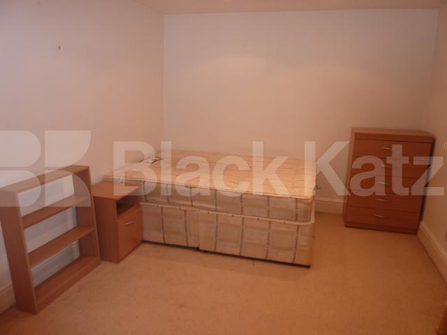 			NEW INSTRUCTION!, 2 Bedroom, 1 bath, 1 reception Flat			 Lisson Grove, MARYLEBONE