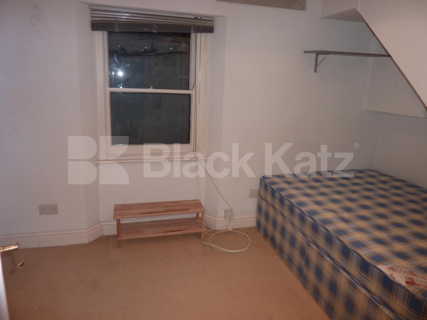 			NEW INSTRUCTION!, 2 Bedroom, 1 bath, 1 reception Flat			 Lisson Grove, MARYLEBONE