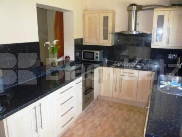 			4 Bedroom, 1 bath, 1 reception House			 Sirdar Road, Wood Green