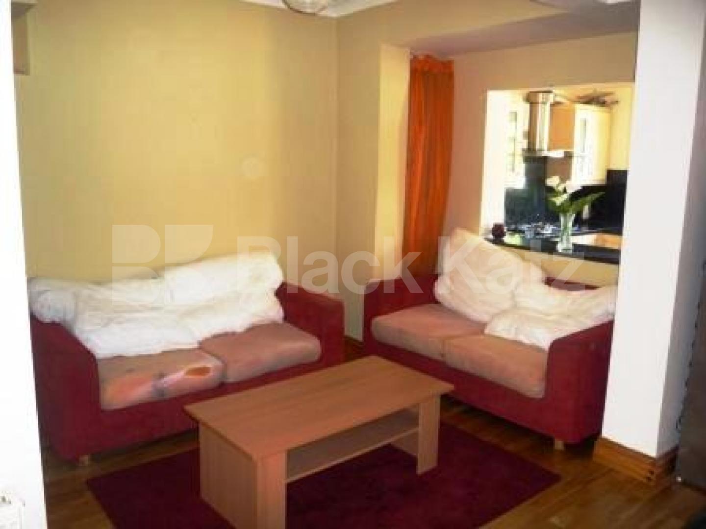 			4 Bedroom, 1 bath, 1 reception House			 Sirdar Road, Wood Green