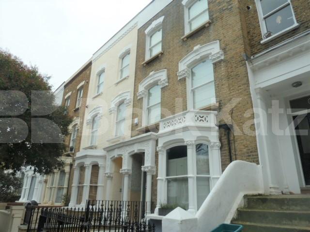 			STUNNING NEWLY REFURBISHED ONE BEDROOM APARTMENT, 1 Bedroom, 1 bath, 1 reception Flat			 Pyrland Road, NEWINGTON GREEN-CANONBURY