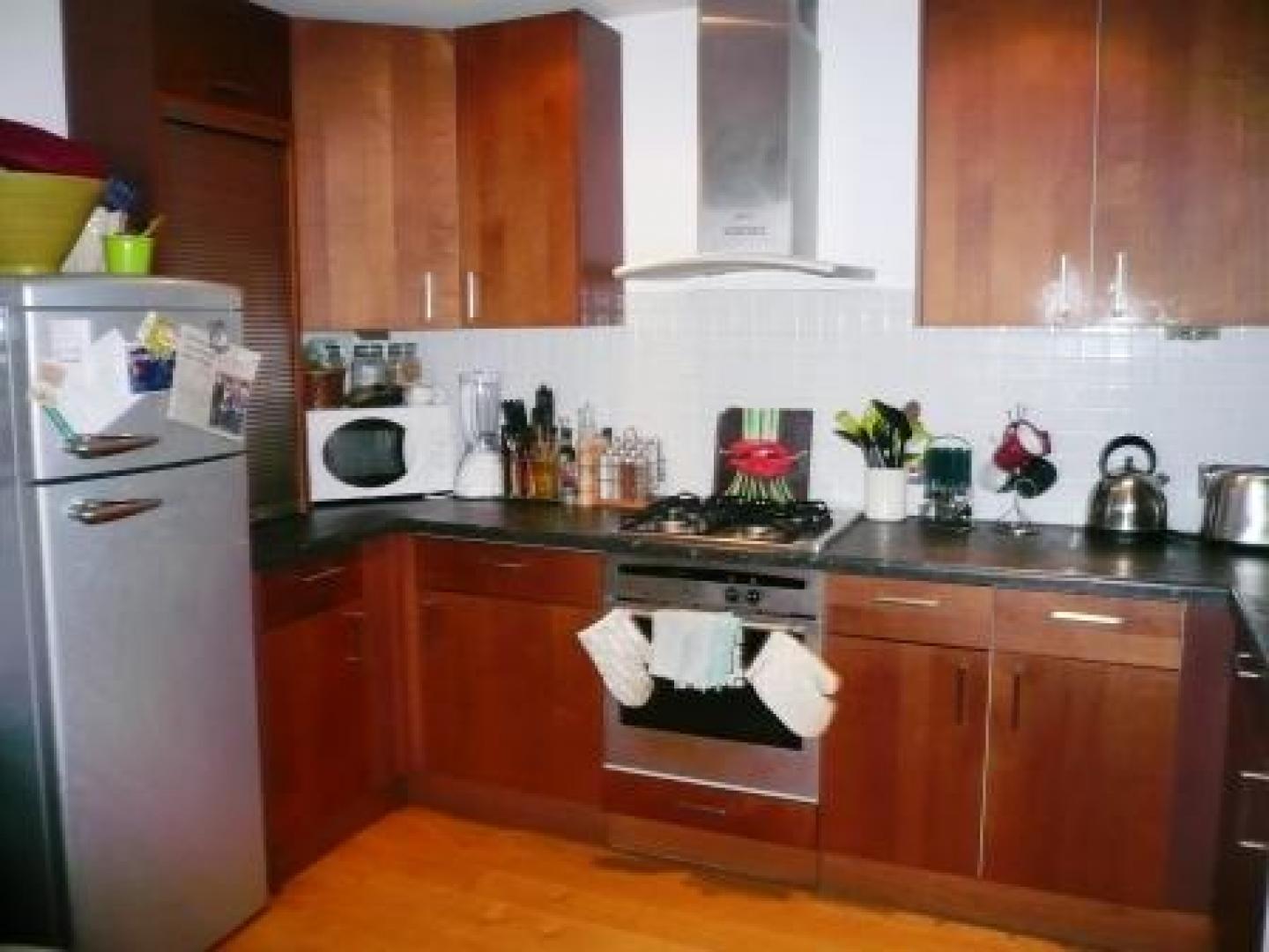			2 Bedroom, 1 bath, 1 reception Flat			 Chatsworth Road, KILBURN