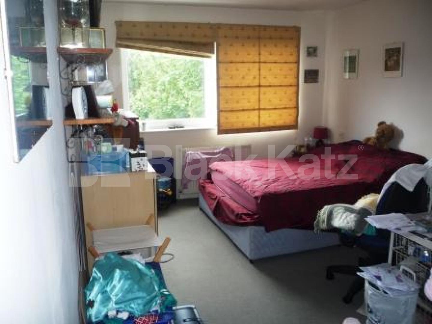 			2 Bedroom, 1 bath, 1 reception Flat			 Shepherds Hill, HIGHGATE N6