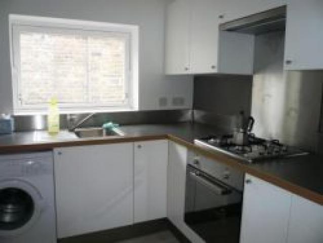 			2 Bedroom, 1 bath, 1 reception Flat			 Bathurst Gardens, KENSAL GREEN