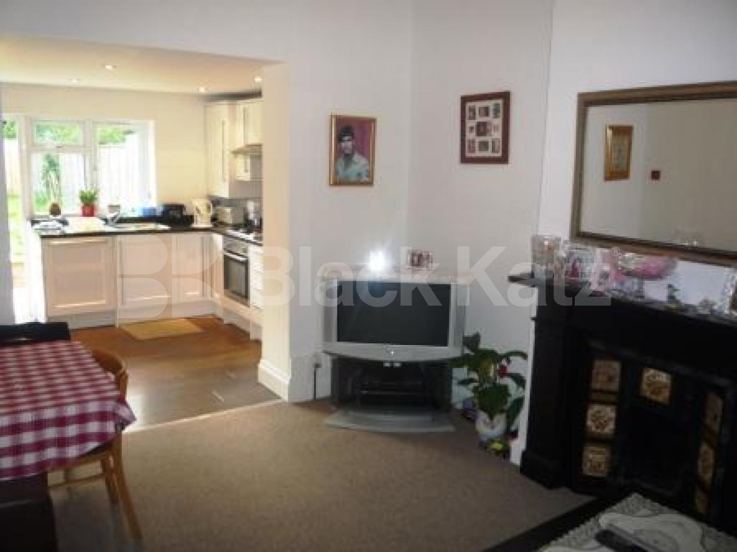 			2 Bedroom, 1 bath, 1 reception Flat			 Park Avenue, ALEXANDRA PALACE