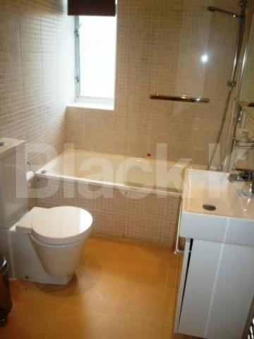 			LET!, 2 Bedroom, 1 bath, 1 reception House			 Muswell Road, Muswell Road