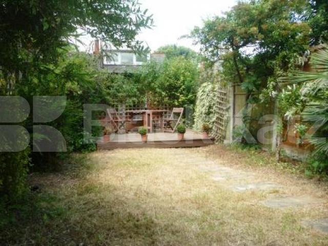 			LET!, 2 Bedroom, 1 bath, 1 reception House			 Muswell Road, Muswell Road