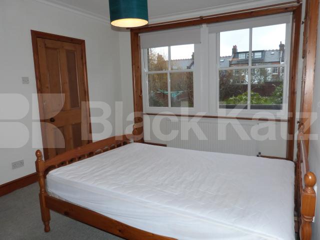 			1 Bedroom, 1 bath, 1 reception Ground Floor Flat			 Muswell Avenue, Muswell Hill