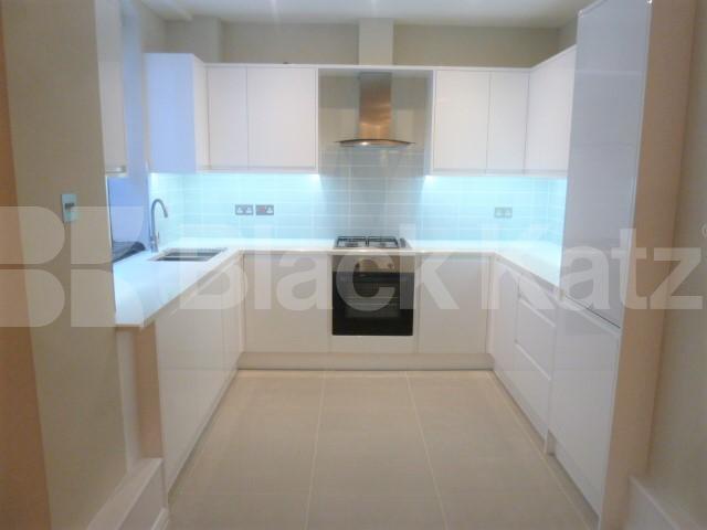 			STUNNING 3 BEDROOM WAREHOUSE CONVERSION , 3 Bedroom, 1 bath, 1 reception Flat			 SPRINGFIELD HOUSE LOFTS-TYSSEN STREET, DALSTON-HAGGERSTON-SHOREDITCH