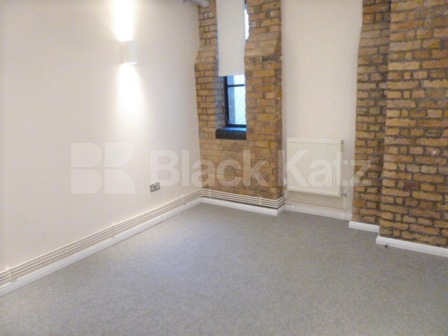 			STUNNING 3 BEDROOM WAREHOUSE CONVERSION , 3 Bedroom, 1 bath, 1 reception Flat			 SPRINGFIELD HOUSE LOFTS-TYSSEN STREET, DALSTON-HAGGERSTON-SHOREDITCH