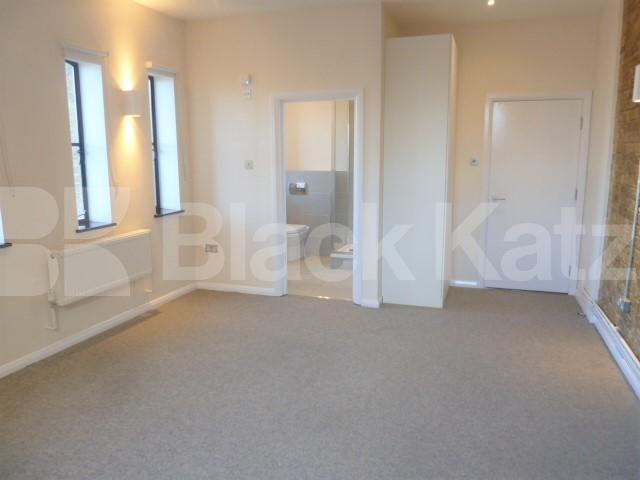 			STUNNING 3 BEDROOM WAREHOUSE CONVERSION , 3 Bedroom, 1 bath, 1 reception Flat			 SPRINGFIELD HOUSE LOFTS-TYSSEN STREET, DALSTON-HAGGERSTON-SHOREDITCH