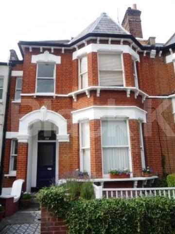 			LET, 1 Bedroom, 1 bath, 1 reception Flat			 Ridge Road, CROUCH END