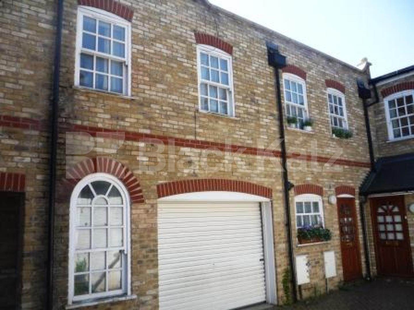 			2 Bedroom, 1 bath, 1 reception Mews House			 Hornsey High Street, The Mews, HORNSEY