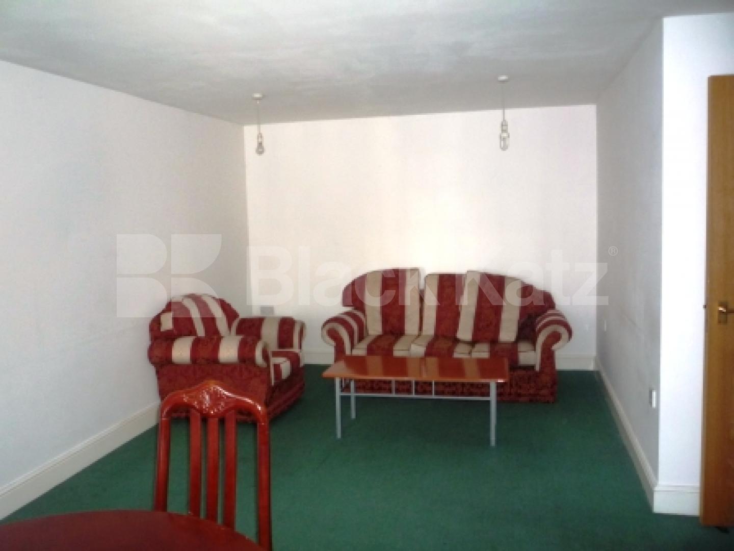 			2 Bedroom, 1 bath, 1 reception Mews House			 Hornsey High Street, The Mews, HORNSEY