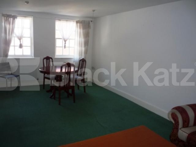 			2 Bedroom, 1 bath, 1 reception Mews House			 Hornsey High Street, The Mews, HORNSEY