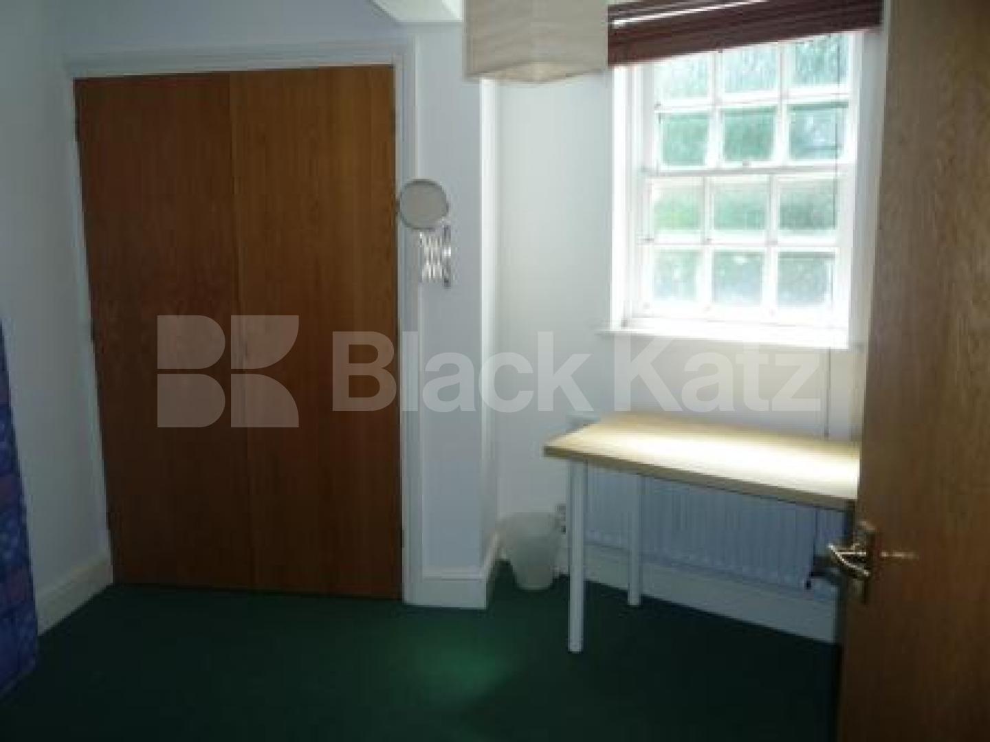 			2 Bedroom, 1 bath, 1 reception Mews House			 Hornsey High Street, The Mews, HORNSEY