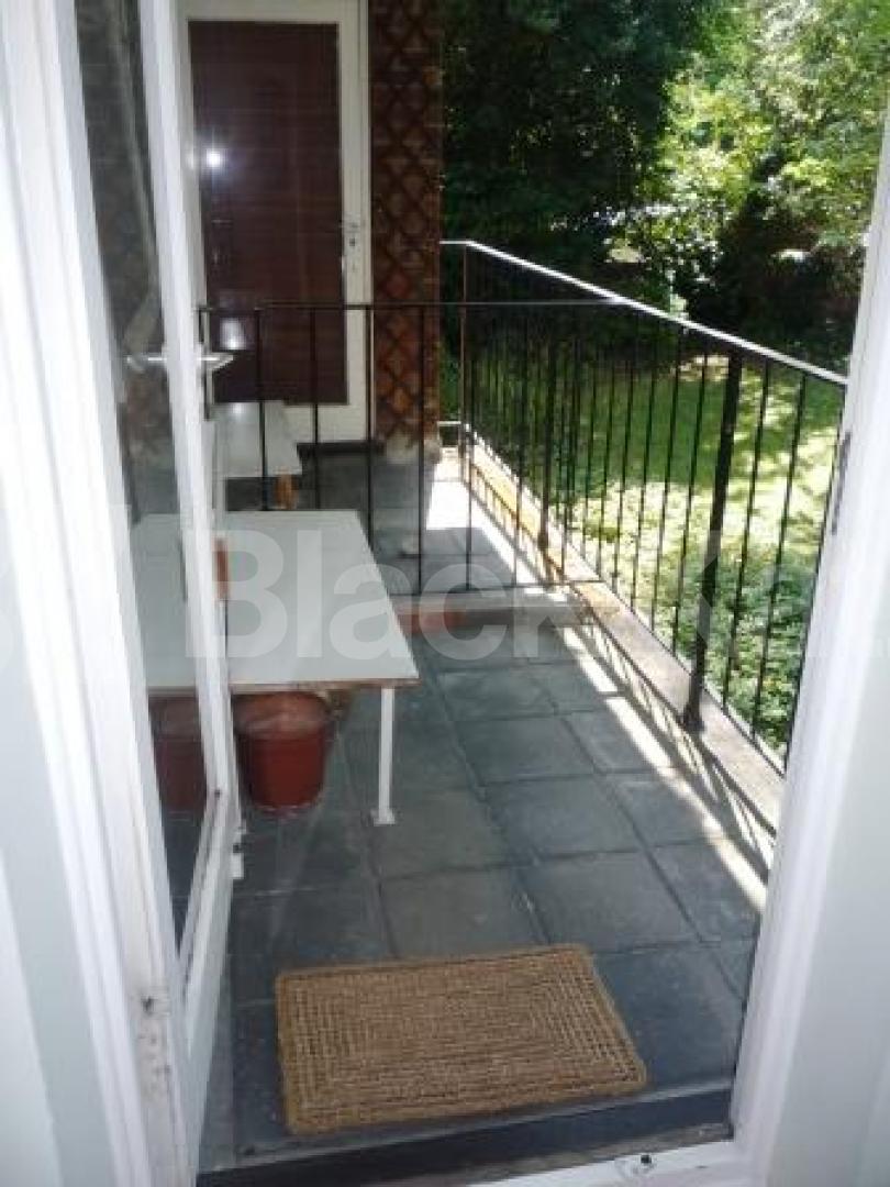 			2 Bedroom, 1 bath, 1 reception Flat			 Waverley Road, CROUCH END