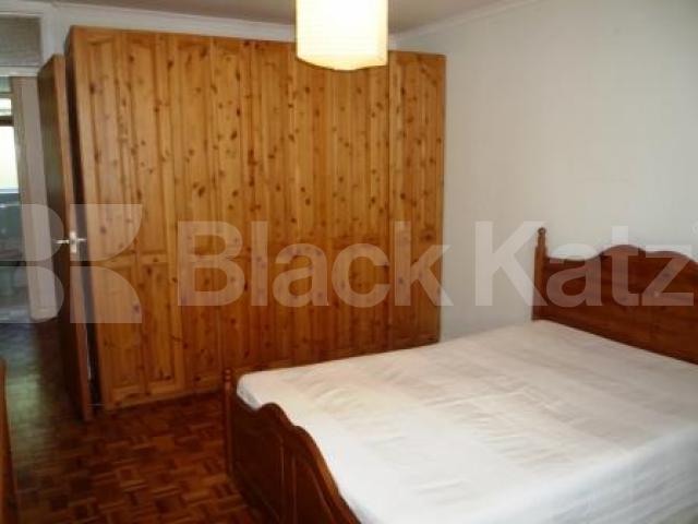 			2 Bedroom, 1 bath, 1 reception Flat			 Waverley Road, CROUCH END