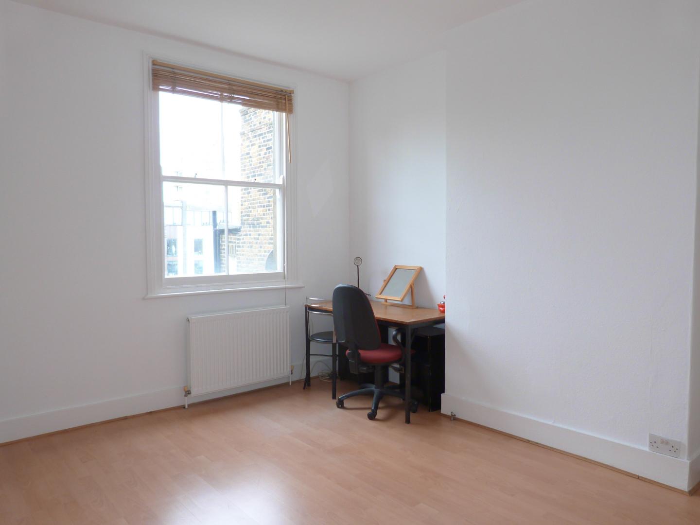 			NEWLY DECORATED, 2 Bedroom, 1 bath, 1 reception Flat			 Harvist Road, QUEENS PARK